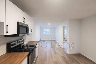 187 Church St in St Catharines, ON - Building Photo - Building Photo