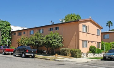 11625 Culver Blvd in Los Angeles, CA - Foto de edificio - Building Photo