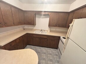 305 Main St in Hubbard, NE - Building Photo - Building Photo