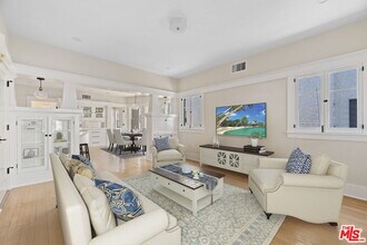 1140 Lemoyne St-Unit -1142 in Los Angeles, CA - Building Photo - Building Photo