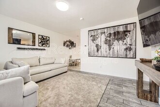 737 S Nome St in Aurora, CO - Building Photo - Building Photo