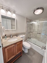 303 Atlantic Ave in Virginia Beach, VA - Building Photo - Building Photo