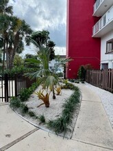 Ram Andrews Apartments in Wilton Manors, FL - Building Photo - Building Photo