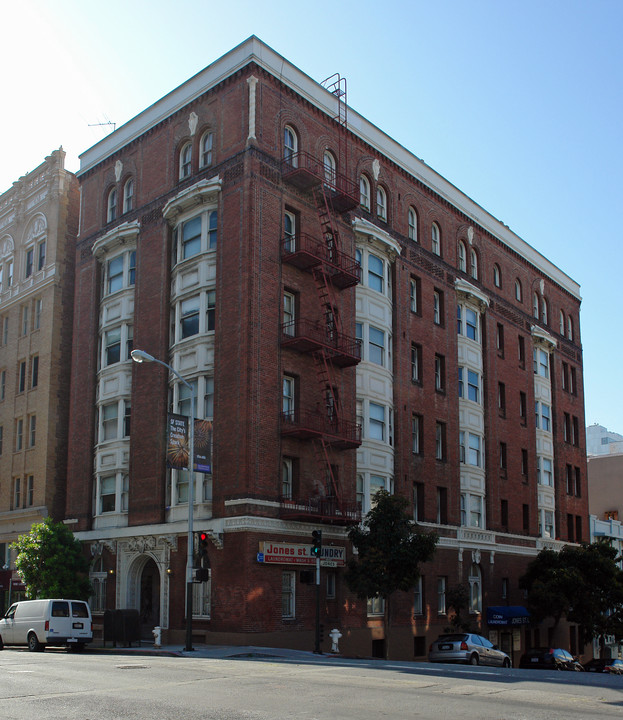 Chismore Apartments in San Francisco, CA - Building Photo