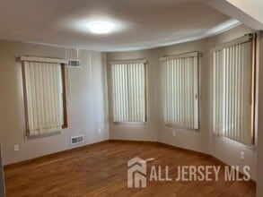 399 Park Ave in Perth Amboy, NJ - Building Photo - Building Photo