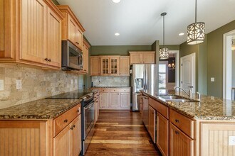 4305 Silver Valley Dr in Columbia, MO - Building Photo - Building Photo