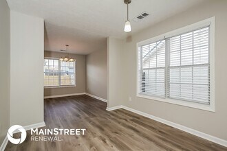 2252 Sugarleaf Trl in Hampton, GA - Building Photo - Building Photo