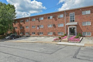 Jefferson Court Apartments in Clifton Heights, PA - Building Photo