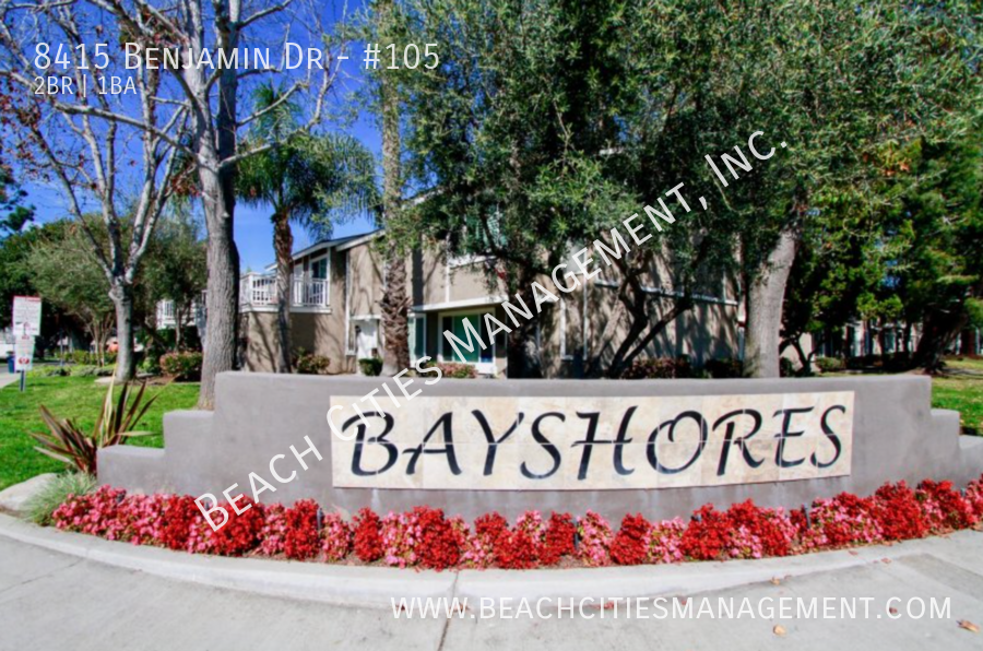 8415 Benjamin Dr in Huntington Beach, CA - Building Photo