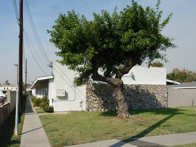 14221-14227 Locust St in Westminster, CA - Building Photo - Building Photo