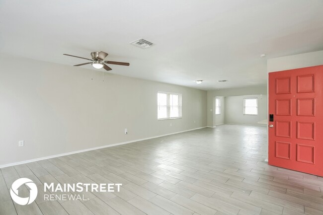 7312 Landmark Dr in Spring Hill, FL - Building Photo - Building Photo