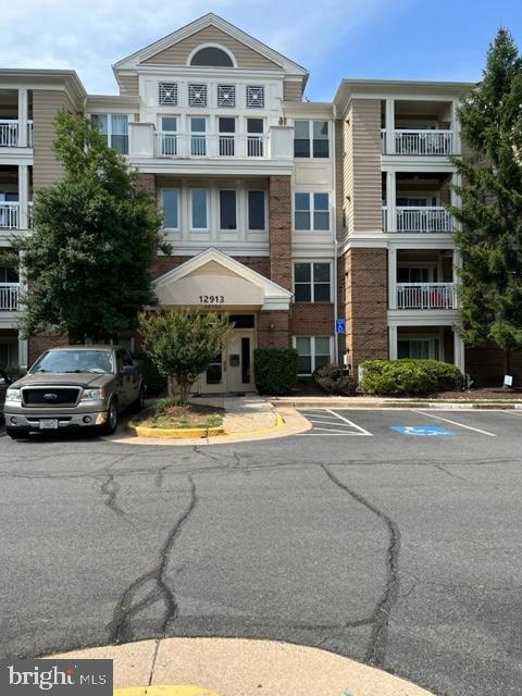 property at 12913 Alton Square