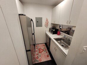 11 Follen St, Unit 3R in Boston, MA - Building Photo - Building Photo
