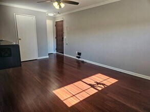 50 Donna Ct in Staten Island, NY - Building Photo - Building Photo