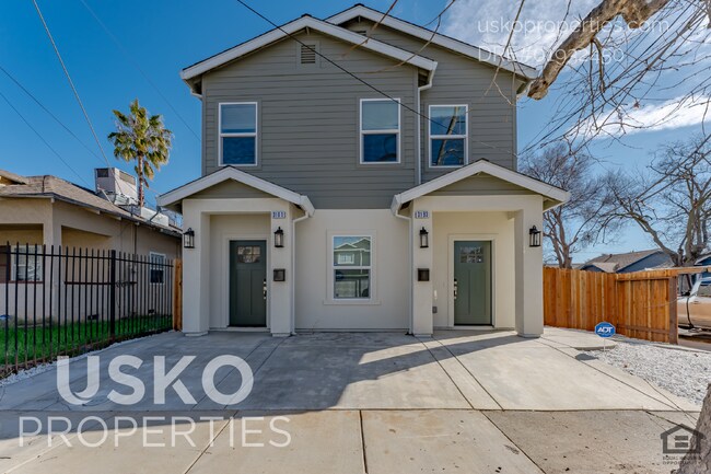 3163 San Rafael Ct in Sacramento, CA - Building Photo - Building Photo