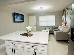 2501 Harn Blvd in Clearwater, FL - Building Photo - Building Photo