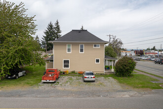 601 Cedar Ave in Marysville, WA - Building Photo - Building Photo