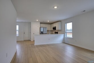 180 Labrador Ln in Harvest, AL - Building Photo - Building Photo