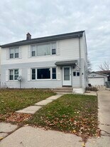 6336 W Euclid Ave, Unit Lower Unit in Milwaukee, WI - Building Photo