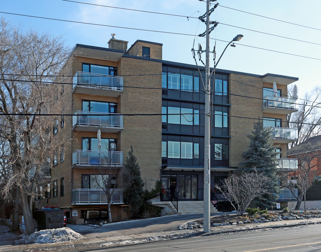 1901 Bayview Ave in Toronto, ON - Building Photo - Building Photo