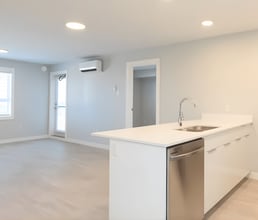 Crown Isle Boulevard in Courtenay, BC - Building Photo - Building Photo