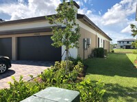 10885 Coral St in Parkland, FL - Foto de edificio - Building Photo