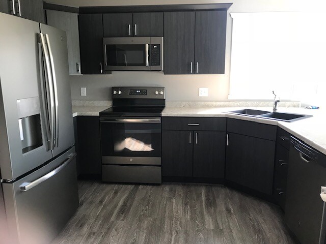 1003 Mack Ln in New Ulm, MN - Building Photo - Building Photo