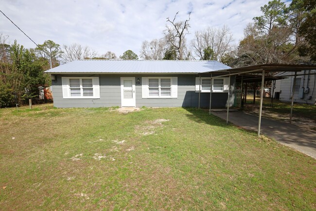 property at 724 Vallotton Dr