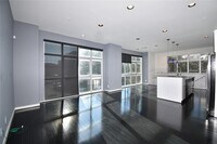 207 Pierce St photo'