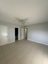 2356 W 53rd Terrace in Hialeah, FL - Building Photo - Building Photo