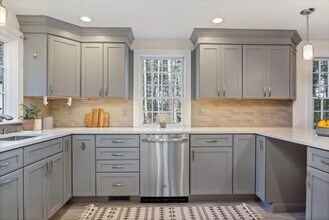 16 King Philip Trl in Norfolk, MA - Building Photo - Building Photo