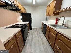 1505 Waters Edge Dr in Newark, DE - Building Photo - Building Photo