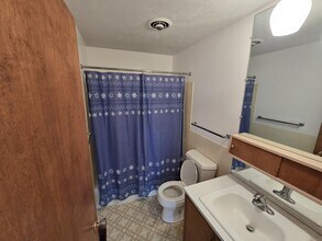 420 Steinway Rd in Lincoln, NE - Building Photo - Building Photo