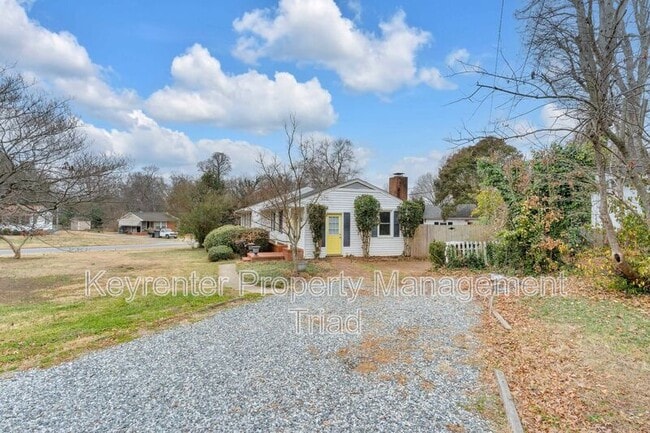 1501 Quail Dr in Greensboro, NC - Building Photo - Building Photo