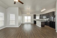 1804 Lummus Dr in Temple, TX - Foto de edificio - Building Photo