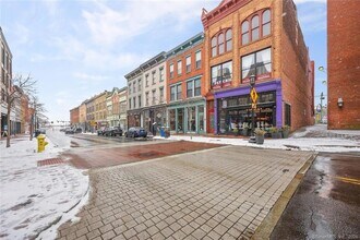 83 Washington St, Unit 2F in Norwalk, CT - Building Photo - Building Photo