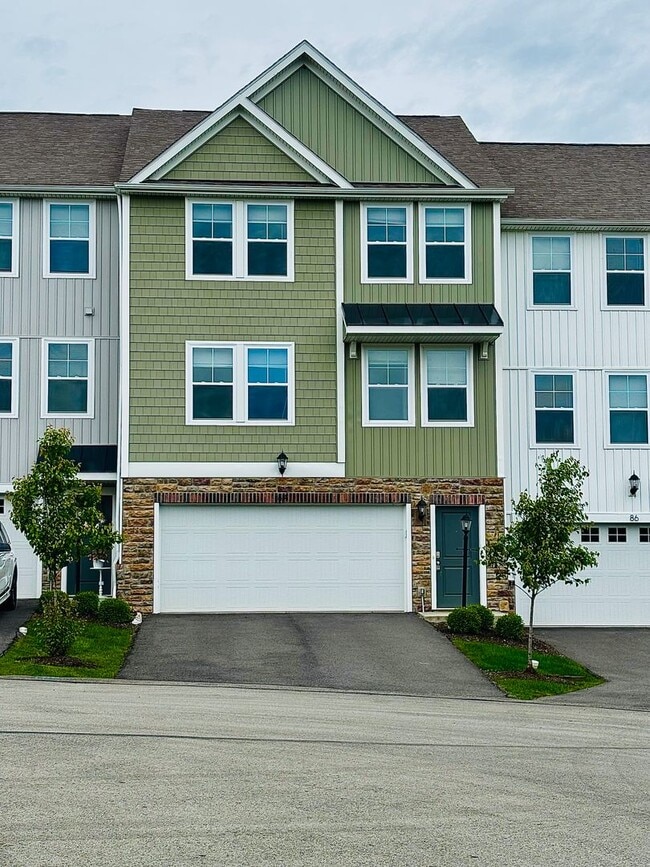 property at 84 Hawthorne Dr