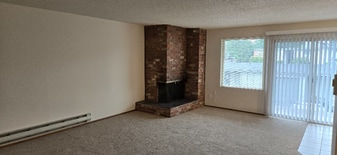 23612 100th Ave SE in Kent, WA - Building Photo