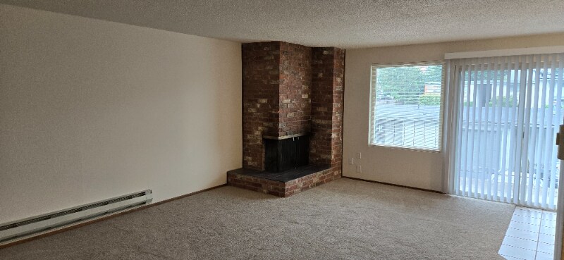 23612 100th Ave SE in Kent, WA - Building Photo