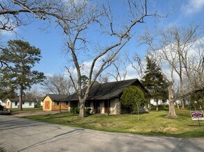 201 2nd St in Brazoria, TX - Building Photo - Building Photo