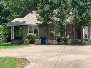 507-B E Sevier St in Benton, AR - Building Photo - Building Photo