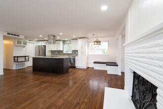 31750 7th Pl S in Federal Way, WA - Building Photo - Building Photo