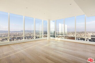 1000 W 8th St in Los Angeles, CA - Building Photo - Building Photo