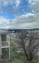 1545 Capri Ct in Pullman, WA - Building Photo