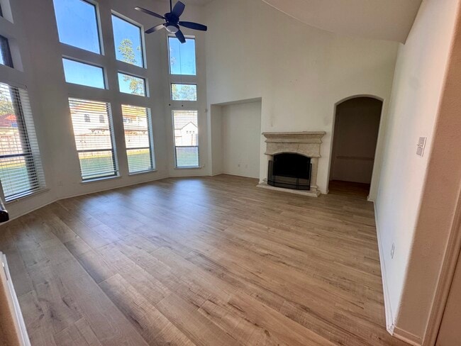 property at 14442 Mountain Cliff Ln