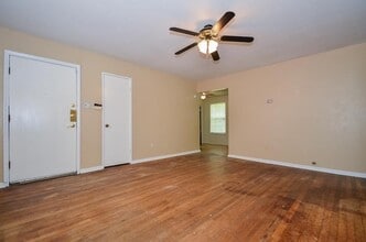 5515 Flamingo Dr in Houston, TX - Building Photo - Building Photo