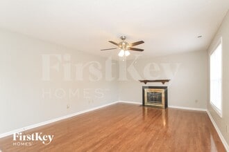 1013 Havenridge Dr in High Point, NC - Foto de edificio - Building Photo