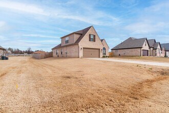 8064 Killeglan Cv in Southaven, MS - Building Photo - Building Photo
