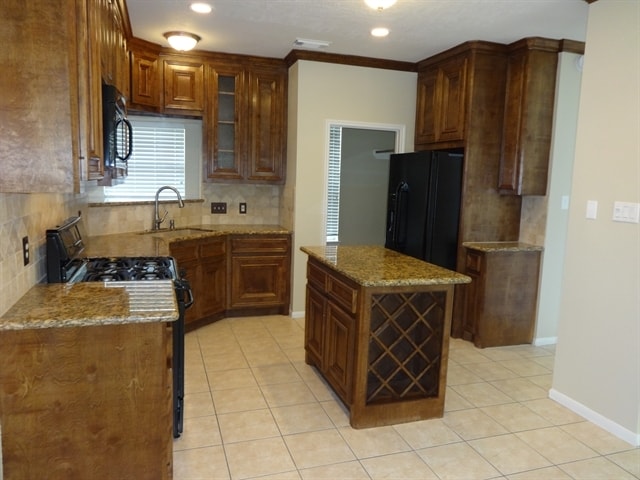 2304 Evergreen Dr in Pearland, TX - Building Photo - Building Photo