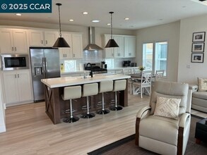 630 Sunnyside Rd in St Helena, CA - Building Photo - Building Photo